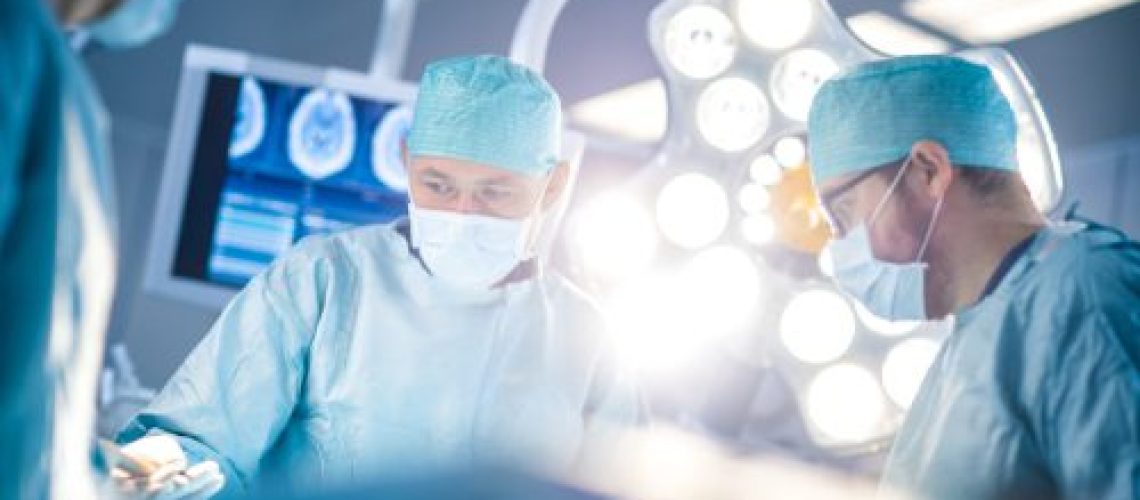 cirurgia para fratura do antebraço